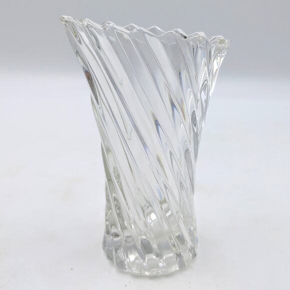 Vintage Mikasa Diamond Fire Lead Crystal Curved Fluted Ribbed Vision Bud Vase 5" - Picture 2 of 5